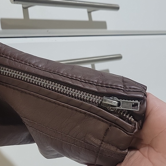 Ambiance Women's Brown Faux Leather Jacket Size Large - Picture 5 of 10